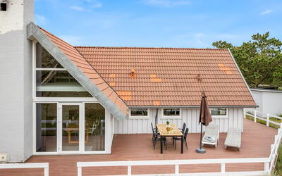Herma - 1Km from the Sea