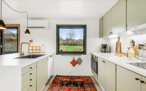 Jule - 1.3Km to the Fjord: Kitchen, Kitchen Appliance, Countertop, Major Appliance, Ceiling, Home Appliance, Kitchen Stove, Cabinetry, Light Fixture, Stove