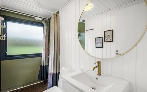 Jule - 1.3Km to the Fjord: Interior Design, Ceiling, Bathroom, Light Fixture, Plumbing Fixture, Curtain, Plumbing, Mirror, Toilet