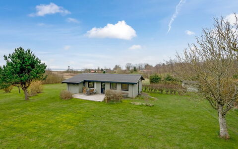 Jule - 1.3Km to the Fjord: House, Roof, Home, Cottage, Shed, Garden Buildings, Siding, Yard, Log Cabin, Hut