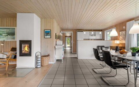Dix - 900M from the Sea: Roof, House, Home, Cottage, Door, Siding, Deck, Porch, Plank, Hardwood