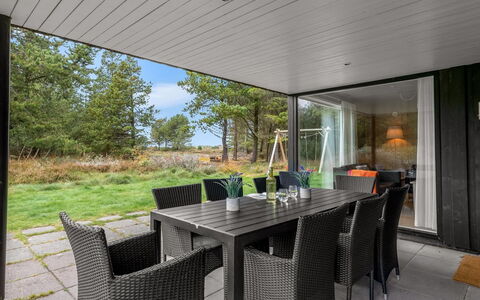 Dix - 900M from the Sea: Roof, House, Home, Cottage, Door, Siding, Deck, Porch, Plank, Hardwood