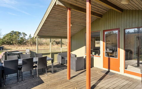 Frille - 200M from the Sea: Grass, Grassland, Landscape, Ecoregion, Plain, Plant Community, Land Lot, Outdoor Furniture, Prairie, Shrubland