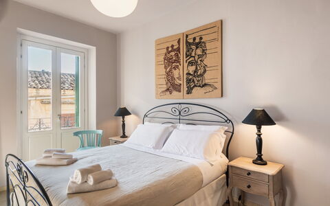 Terrazza Di Erika: Furniture, Property, Comfort, Wood, Textile, Bed Frame, Bed, Lighting, Architecture, Flooring
