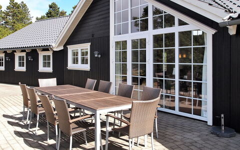 Sighwaldi - 900M from the Sea: Wood, Roof, Architecture, Home, House, Cottage, Siding, Hardwood, Slope, Estate