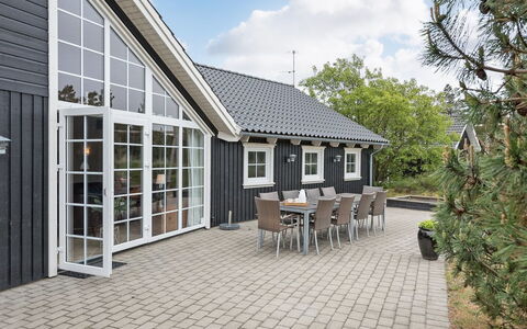 Sighwaldi - 900M from the Sea: Wood, Roof, Architecture, Home, House, Cottage, Siding, Hardwood, Slope, Estate