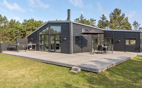Joachim - 200M from the Sea: Roof, House, Home, Cottage, Door, Siding, Deck, Porch, Plank, Hardwood