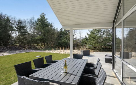 Dior - 1.4Km from the Sea: Cottage, Shed, Hut, Farmhouse, Prairie, Shack, Barn, Log Cabin, Garden Buildings
