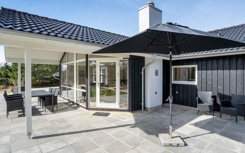 Dior - 1.4Km from the Sea: Cottage, Shed, Hut, Farmhouse, Prairie, Shack, Barn, Log Cabin, Garden Buildings