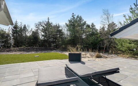 Dior - 1.4Km from the Sea: Cottage, Shed, Hut, Farmhouse, Prairie, Shack, Barn, Log Cabin, Garden Buildings