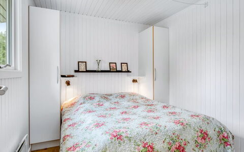 Atla - 2.5Km from the Sea: Bedroom, Interior Design, Bed, Wood, Bed Sheet, Bedding, Flooring, Floor, Ceiling, Furniture