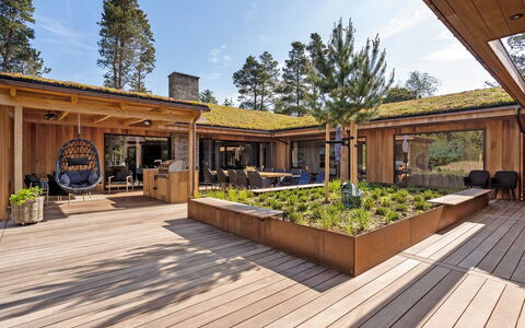Stellan - 1.4Km from the Sea: Cottage, Shed, Hut, Farmhouse, Prairie, Shack, Barn, Log Cabin, Garden Buildings