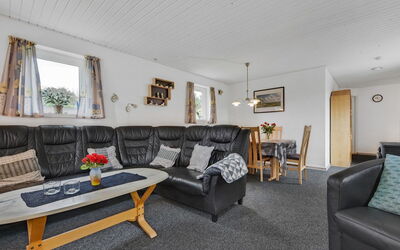 Pernilla - 2Km from the Sea