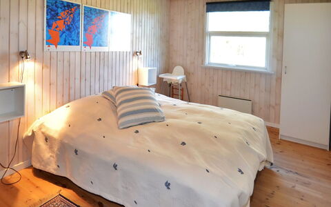 Annalina - 1.1Km from the Sea: Cottage, Shed, Hut, Farmhouse, Prairie, Shack, Barn, Log Cabin, Garden Buildings