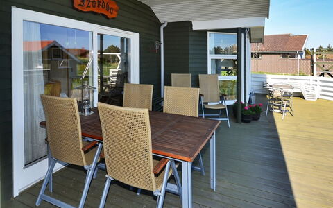 Annalina - 1.1Km from the Sea: Cottage, Shed, Hut, Farmhouse, Prairie, Shack, Barn, Log Cabin, Garden Buildings