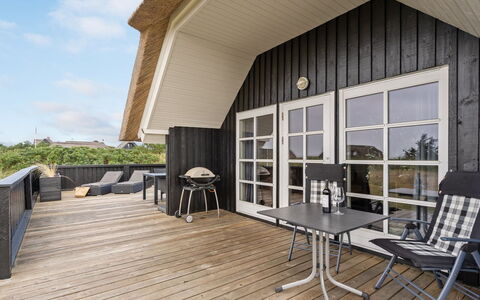 Kajin - 200M from the Sea: Wood, Roof, Architecture, Home, House, Cottage, Siding, Hardwood, Slope, Estate