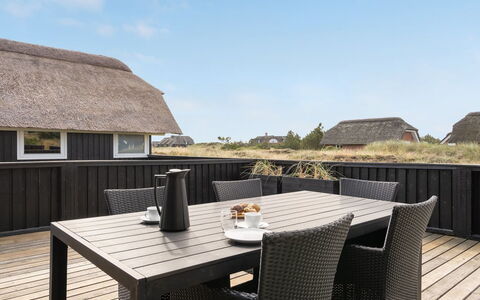 Kajin - 200M from the Sea: Wood, Roof, Architecture, Home, House, Cottage, Siding, Hardwood, Slope, Estate
