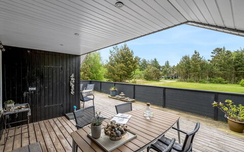 Meinolf - 2Km from the Sea: Wood, Roof, Architecture, Home, House, Cottage, Siding, Hardwood, Slope, Estate
