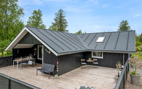 Meinolf - 2Km from the Sea: Wood, Roof, Architecture, Home, House, Cottage, Siding, Hardwood, Slope, Estate