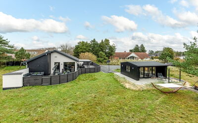 Nona - 1.1Km from the Sea