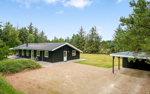 Eleni - 2.5Km from the Sea: Cottage, Shed, Hut, Farmhouse, Prairie, Shack, Barn, Log Cabin, Garden Buildings