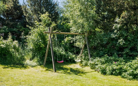 Femmy - 600M from the Sea: Shrub, Garden, Lawn, Shade, Backyard, Landscaping, Yard, Park, Woodland