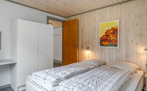 Tala - 4Km from the Sea: Interior Design, Bedroom, Bed, Wood, Ceiling, Furniture, Room, Floor, Bed Sheet, Flooring