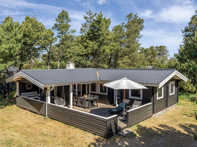 flora - 1.5km From The Sea