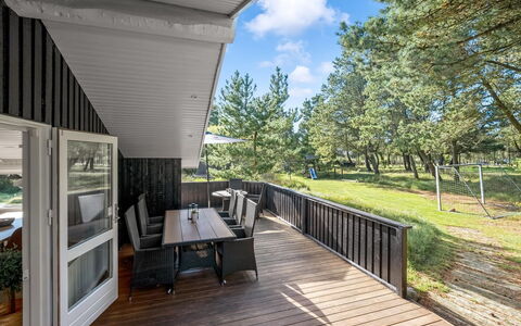 Eirik - 2.5Km from the Sea: House, Home, Roof, Residential Area, Cottage, Estate, Farmhouse, Lawn, Landscaping, Siding