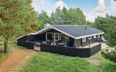 Eirik - 2.5Km from the Sea: House, Home, Roof, Residential Area, Cottage, Estate, Farmhouse, Lawn, Landscaping, Siding