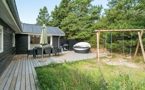 Solgunn - 900M from the Sea: Wood, Roof, Architecture, Home, House, Cottage, Siding, Hardwood, Slope, Estate