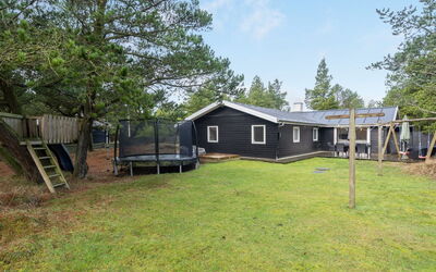 Solgunn - 900M from the Sea