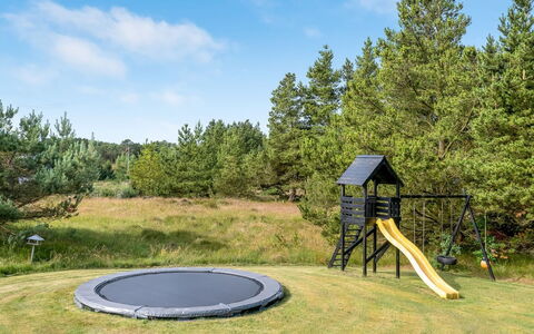 Jonka - 2Km from the Sea: Grass, Grassland, Landscape, Ecoregion, Plain, Plant Community, Land Lot, Outdoor Furniture, Prairie, Shrubland