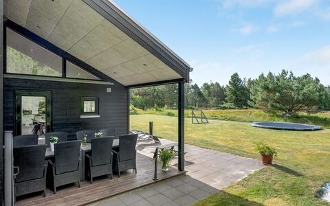 Jonka - 2Km from the Sea: Grass, Grassland, Landscape, Ecoregion, Plain, Plant Community, Land Lot, Outdoor Furniture, Prairie, Shrubland