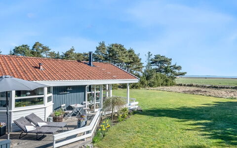 Eltje - 4Km from the Sea: House, Home, Cottage, Roof, Land Lot, Estate, Farmhouse, Porch, Siding, Yard