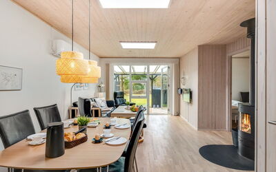 Ragnborg - 900M from the Sea