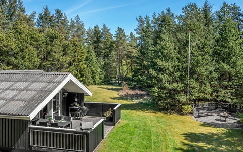 Valpuri - 1.3Km to the Fjord: Home, Cottage, Land Lot, Garden Buildings, Garden, Landscaping, Lawn, Yard, Shade, Estate