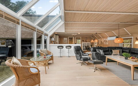 Verna - 800M from the Sea: Thatching, Cottage, House, Roof, Home, Farmhouse, Hut, Estate, Village