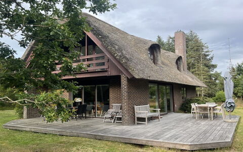 Akeleje - 900M from the Sea: Cottage, Shed, Hut, Farmhouse, Prairie, Shack, Barn, Log Cabin, Garden Buildings