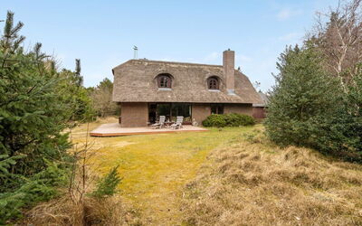Akeleje - 900M from the Sea