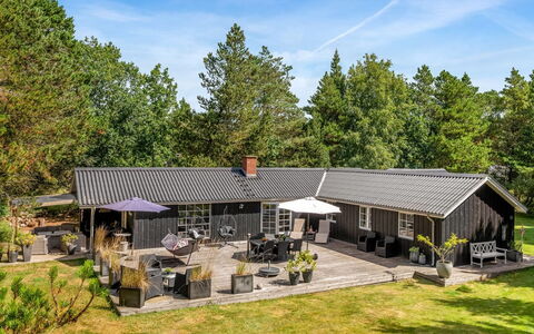 Ufred - 1.3Km to the Fjord: Grass, Roof, House, Cottage, Home, Lawn, Estate, Garden, Farmhouse, Backyard