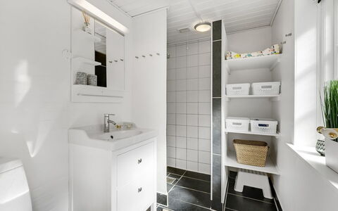 Ufred - 1.3Km to the Fjord: Interior Design, Wall, Flooring, Floor, Plumbing Fixture, Bathroom, Bathroom Cabinet, Ceiling, Sink, Toilet