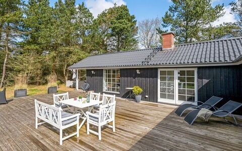 Ufred - 1.3Km to the Fjord: Roof, Home, House, Siding, Cottage, Composite Material, Door, Sash Window, Estate, Chimney