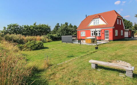 Thorlak - 1Km from the Sea: Sky, Grass, House, Home, Roof, Cloud, Cottage, Land Lot, Rural Area, Plain