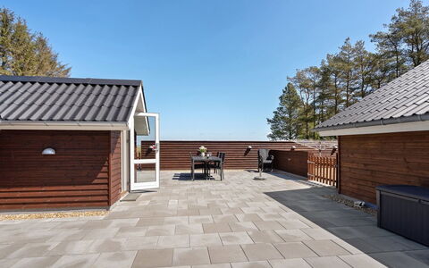 Saila - 500M to the Fjord: Home, Cottage, Door, Estate, Shade, Siding, Hardwood, Garden Buildings, Porch, Design
