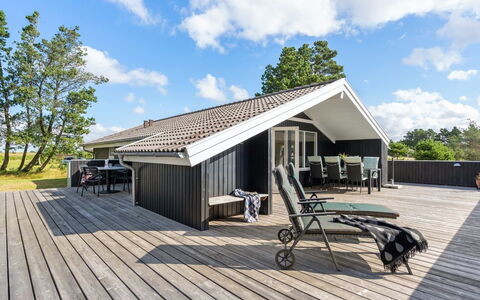 Albrecht - 1.8Km from the Sea: Cottage, Shed, Hut, Farmhouse, Prairie, Shack, Barn, Log Cabin, Garden Buildings