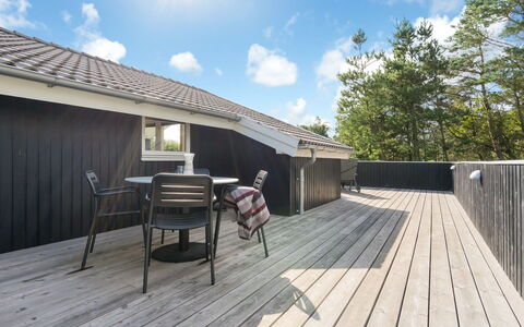 Albrecht - 1.8Km from the Sea: Cottage, Shed, Hut, Farmhouse, Prairie, Shack, Barn, Log Cabin, Garden Buildings