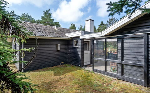 Hildulf - 2Km from the Sea: Grass, Grassland, Landscape, Ecoregion, Plain, Plant Community, Land Lot, Outdoor Furniture, Prairie, Shrubland