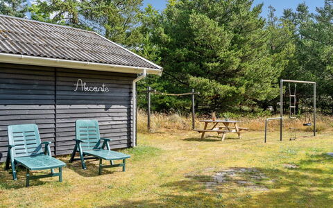 Hildulf - 2Km from the Sea: Grass, Grassland, Landscape, Ecoregion, Plain, Plant Community, Land Lot, Outdoor Furniture, Prairie, Shrubland