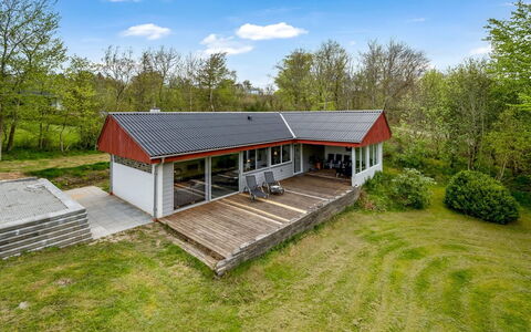 Dwerg - 300M to the Fjord: House, Roof, Home, Cottage, Shed, Garden Buildings, Siding, Yard, Log Cabin, Hut